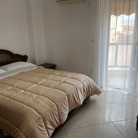City Central Apartment 2 Тирана Екстериор снимка