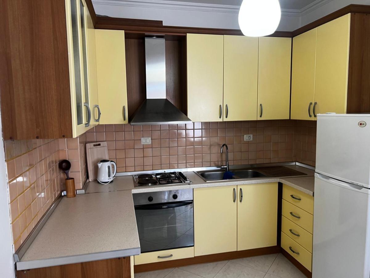 City Central Apartment 2 Тирана Екстериор снимка